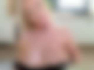 Liloukatt's Live Sex Cam Show
