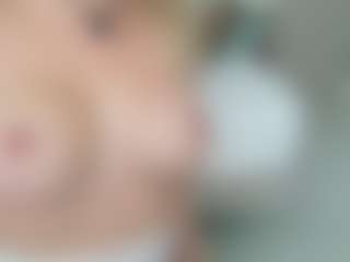 Liloukatt's Live Sex Cam Show