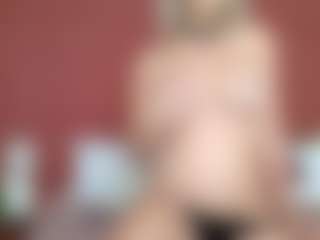 Liloukatt's Live Sex Cam Show