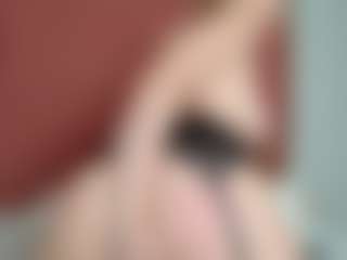Live cam show with Liloukatt - Moaning on camgirlchat.live