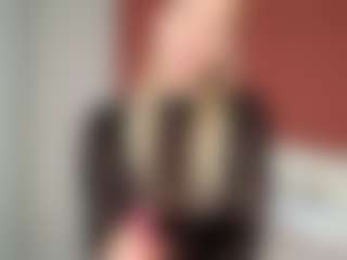 Live cam show with Liloukatt - Drinking on fuck-show.com