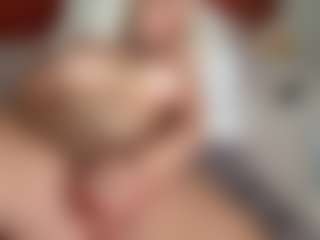 Live cam show with Liloukatt - Full Nudity on PervPlay.com