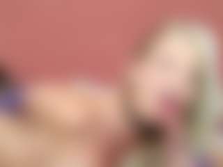 Live cam show with Liloukatt - Blonde Hair Dildo on TottyGirls