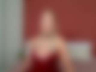 Live cam show with Liloukatt - Moaning on xxxlivecams.org