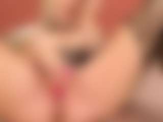 Live cam show with Liloukatt - Blue Eyes on Strip Flash - Live Sex Shows