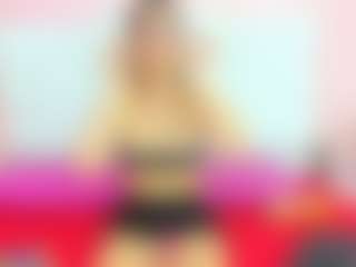 Live cam show with ZarayBlanket - Small Tits on AdultVida.com