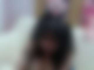 Sucker Drool MILF webcam performer live streaming