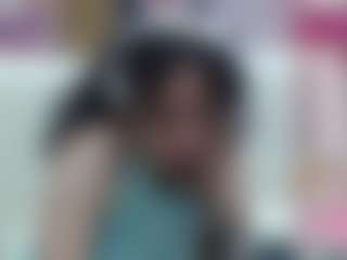 Sucker Drool MILF webcam performer live streaming