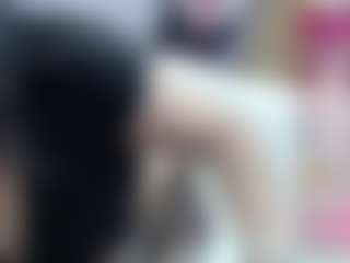 Sucker Drool MILF webcam performer live streaming