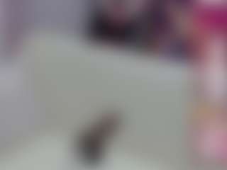 Sucker Drool MILF webcam performer live streaming