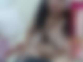 Sucker Drool MILF webcam performer live streaming
