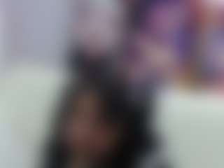 Sucker Drool MILF webcam performer live streaming