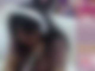 Sucker Drool MILF webcam performer live streaming