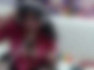 Sucker Drool MILF webcam performer live streaming