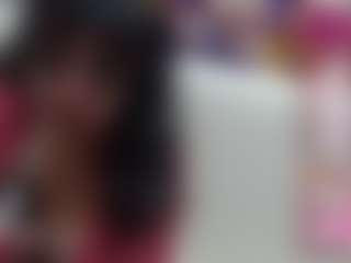 Live cam show with Sucker Drool - Brown Hair MILF on Mixed Magazine Live