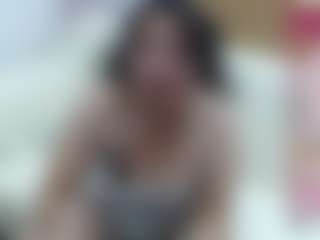 Live cam show with Sucker Drool - Squirt Mature on madthumbs
