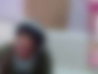 Live cam show with Sucker Drool - Curvy Middle Aged on live18s.com