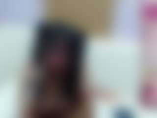 Sucker Drool MILF webcam performer live streaming