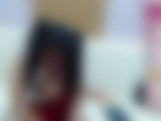 Sucker Drool MILF webcam performer live streaming