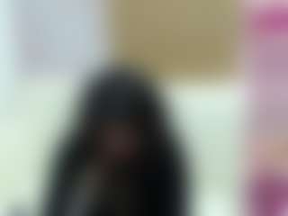 Live-Cam-Show mit Sucker Drool - Brown Hair auf Camsoda