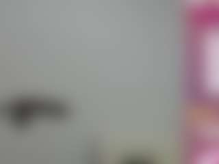 Live cam show with Sucker Drool - Brown Hair MILF on Camsoda