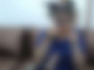 Live cam show with Sucker Drool - Brown Hair MILF on SquirtSoMuch