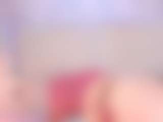 Live cam show with CatarinaMayer - Skinny on StripNow