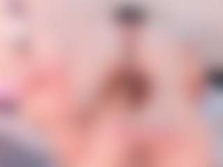 Live cam show with CatarinaMayer - Smoking on Camsoda