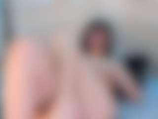 Live cam show with CatarinaMayer - Deepthroat on Camsoda
