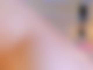 Live cam show with CatarinaMayer - Striptease on Soda Cam