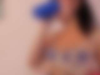 Live cam show with Karla-soussa - Big Tits on Latina Girls