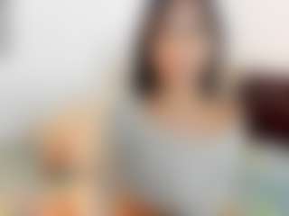 Live cam show with Karla-soussa - Nipple Piercings on StripNow