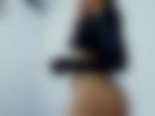 Live cam show with Karla-soussa - Strip MILF on Camsoda