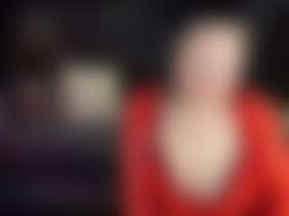 Live cam show with AnitaMuse - MILF on xDating