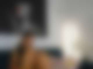 Live cam show with izybelle - Blowjob on Soda Cam