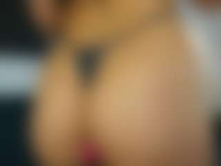 Live cam show with izybelle - White on Fit Hotties