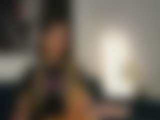 Live cam show with izybelle - Squirt on liverealitysex.com