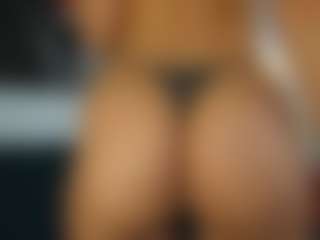 Live cam show with izybelle - Normal on AdultVida.com
