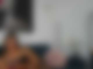 Live cam show with izybelle - Blowjob on Soda Cam