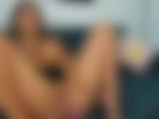 izybelle's Live Sex Cam Show