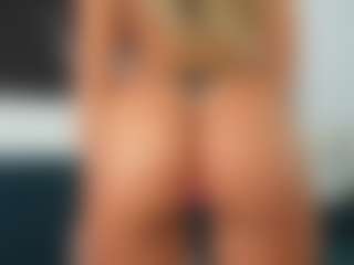 izybelle's Live Sex Cam Show