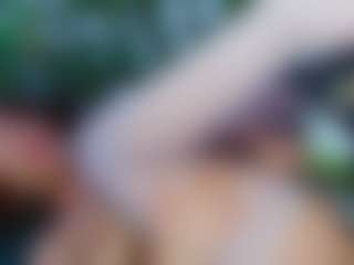 Live cam show with 666ariyasmodeo - Strip on Gym Cam Girls