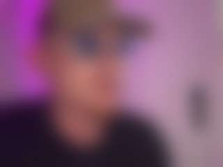 Lucinao010's Live Sex Cam Show