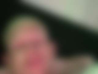 Lucinao010's Live Sex Cam Show