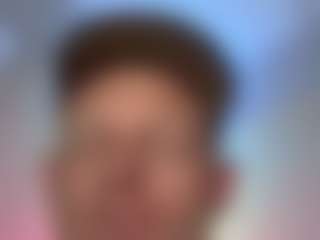 Lucinao010's Live Sex Cam Show