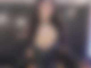 Live cam show with Cherry Snow - College on Camsoda