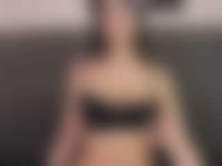 Cherry Snow's Live Sex Cam Show