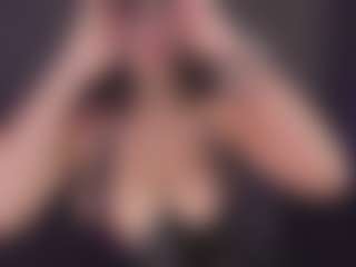 Live cam show with Cherry Snow - Brown Eyes on CamSodaAdn