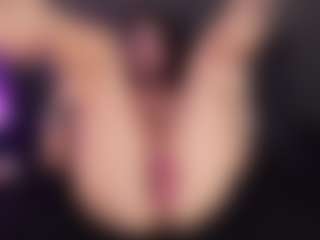 Cherry Snow's Live Sex Cam Show