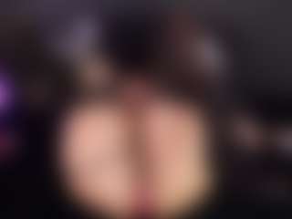 Live cam show with Cherry Snow - Squirt Teen (18+) on Instabang